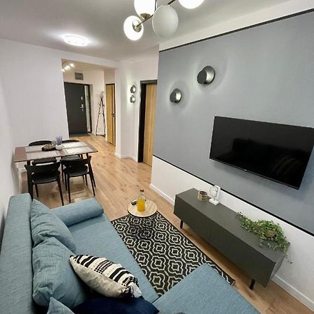 Przestronny Apartament W Centrum Miasta Radom Ngoại thất bức ảnh