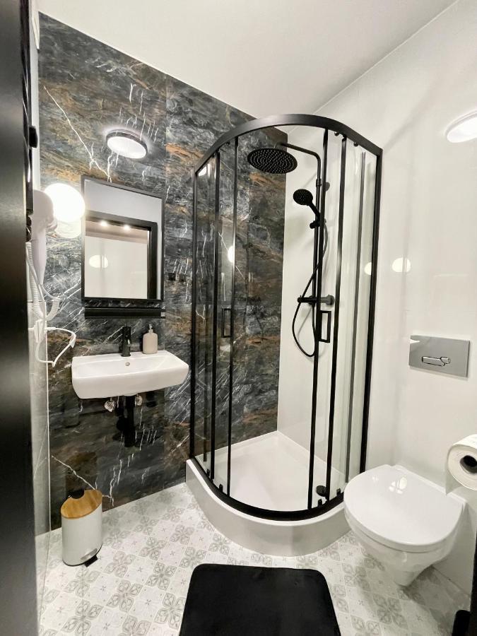 Przestronny Apartament W Centrum Miasta Radom Ngoại thất bức ảnh
